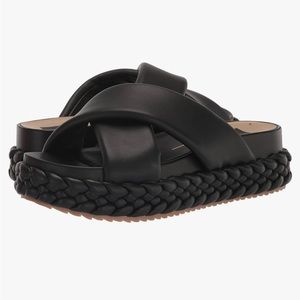 Dolce Vita Blume Sandal